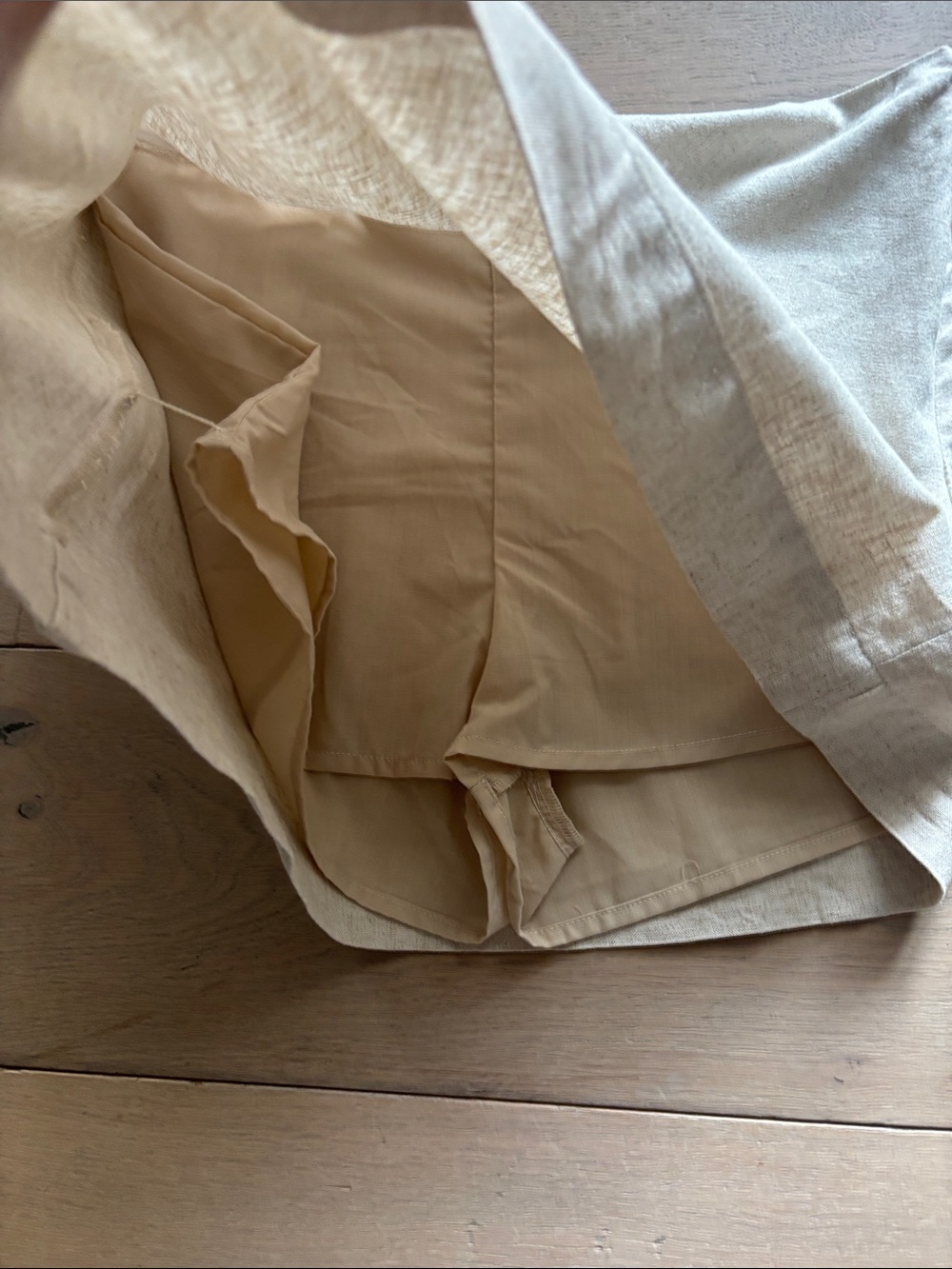 Linen skort - Picture 2 of 5